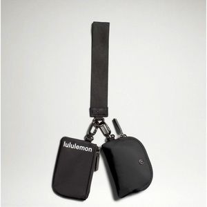 Lululemon Dual Pouch Wristlet